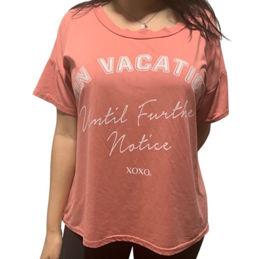 XOXO On Vacation Graphic Tee Womens Relaxed Lounge Comfy Casual Soft Size M